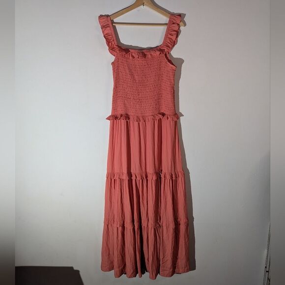 Lola & Sophie Smocked Tiered Maxi Vacation Wedding Guest Dress Size Large - Picture 1 of 5